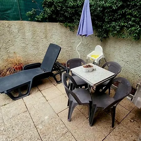 Vakantiehuis Con Giardino Civitavecchia